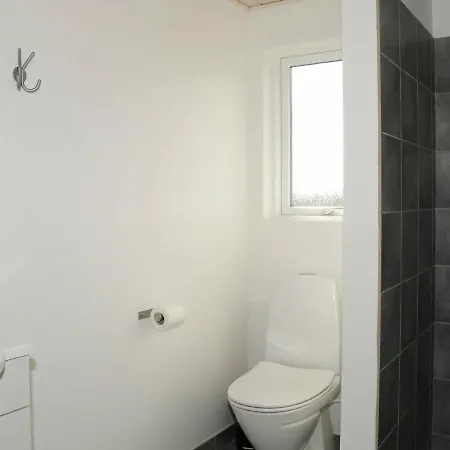 Nine-bedroom Holiday In Harboore 2