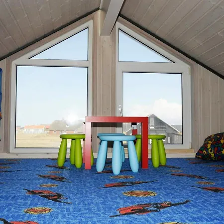 Nine-bedroom Holiday In Harboore 2